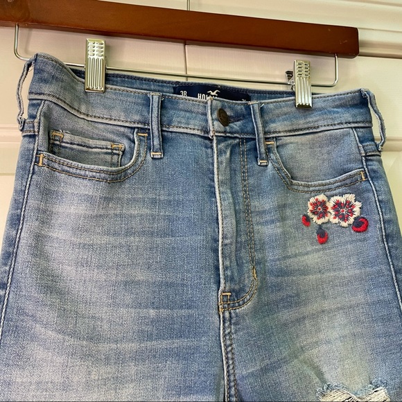 Hollister ultra high rise embroidered skinny jeans - Picture 3 of 7